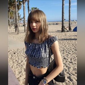 Brandy Melville Marilyn top